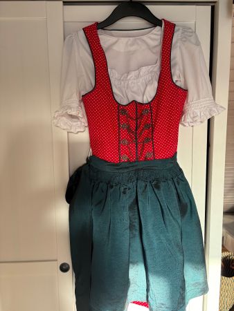 Herziges Dirndel Gr. 32 /XS