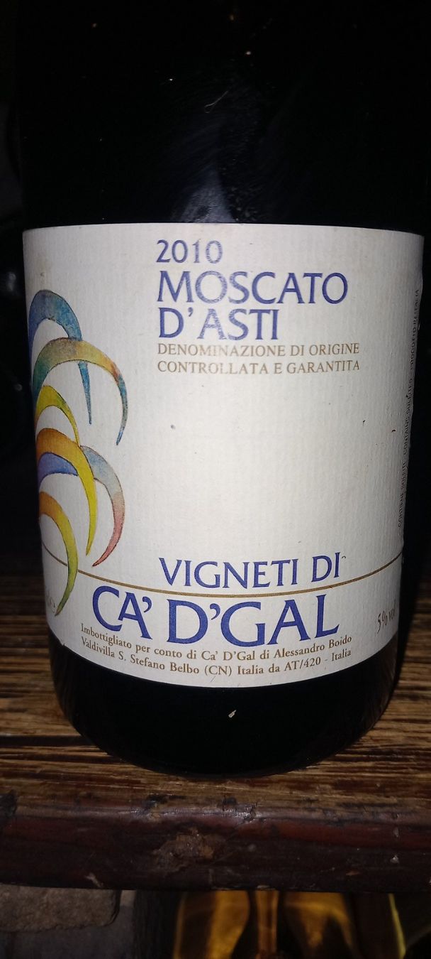 Wein: ca' d'gsl moscato d'asti 2010 – Neu (gemäss Beschreibung) aus Le locle von juliensaran