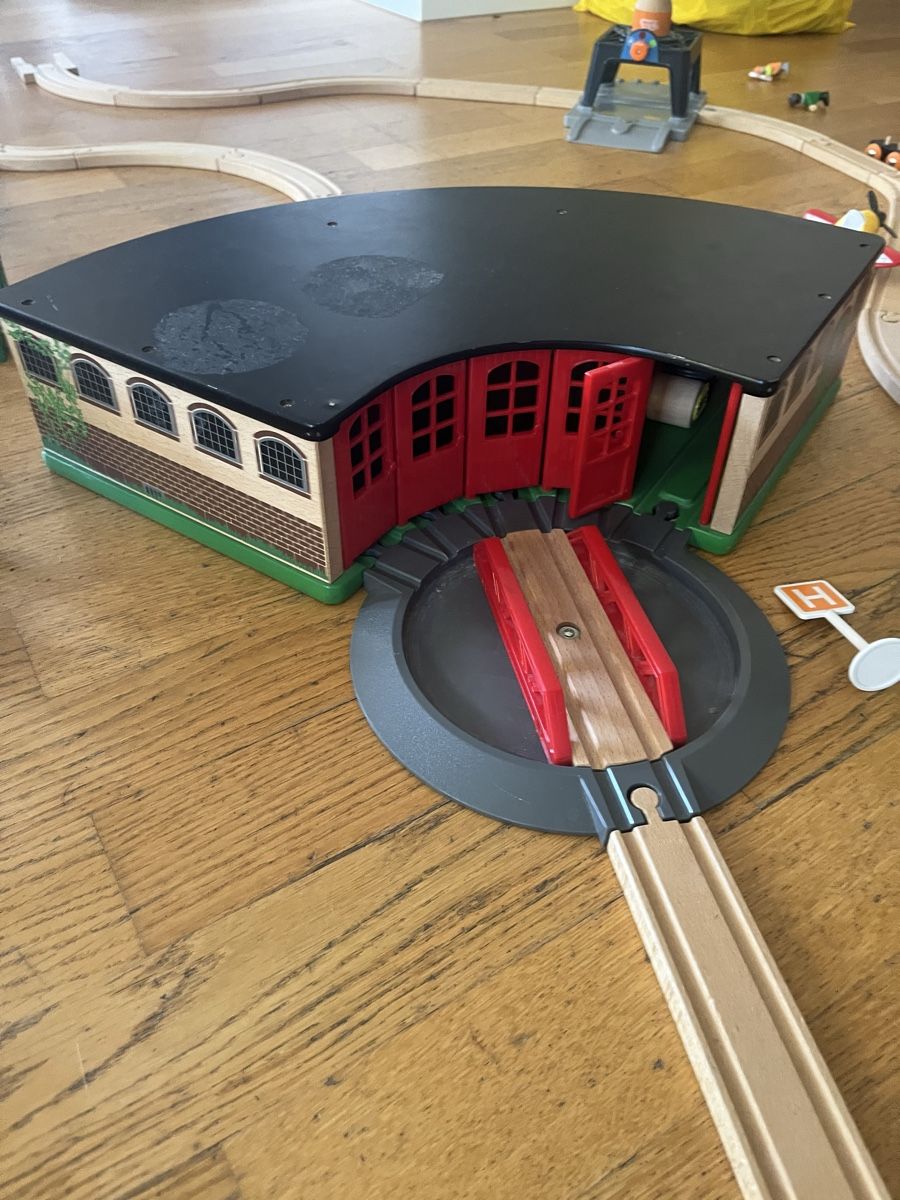 Brio Spielzeuge: Grosse Brio Bahn – Gebraucht aus Pfäffikon SZ von Marroni22 7