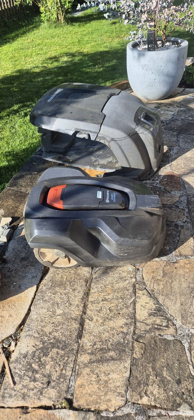 Husqvarna Tagliaerba: Rasenroboter Husquarna automower 420 – Usato da Gränichen venduto da Graf_Service_GmbH 2