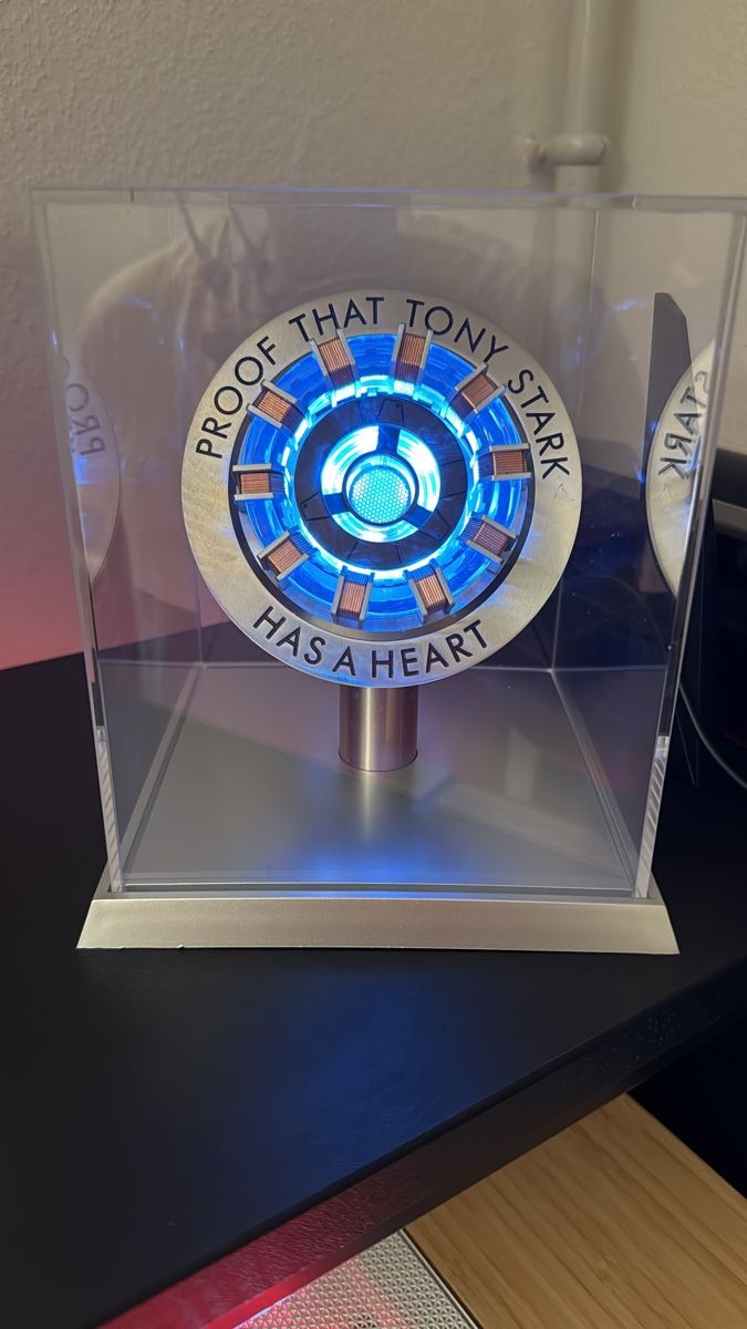Marvel Statuette: Iron Man "Proof Tony Stark Has a Heart" avenge – Usato da Onex venduto da Vigo20