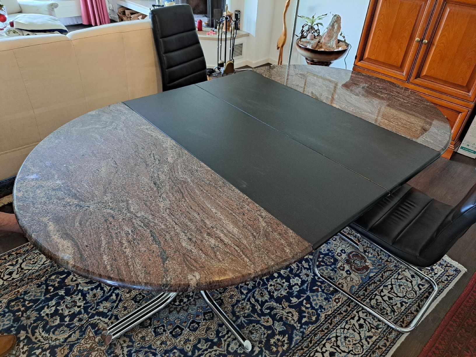 Tavoli: Esstisch Granit mit Metallfuss rund ausziehbar – Usato da Jona venduto da Strand82 3