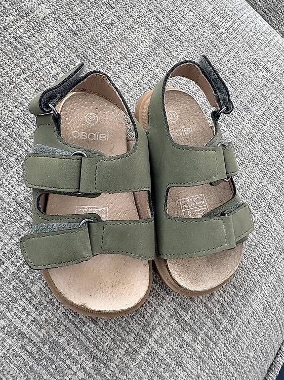 Schuhe für Jungen: Sandalen Grösse 21 – Gebraucht aus Münchenstein von Miresolese 2