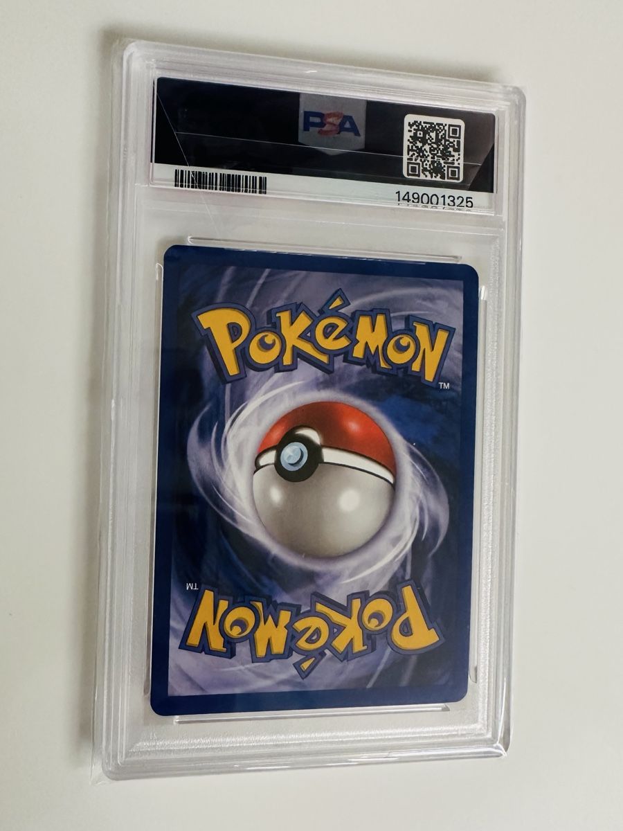 Pokémon Sammelbilder & Trading cards: Pikachu 1 Edition 1999 FR PS9 Mint  – Gebraucht aus Petit-Lancy von L4NCE 1