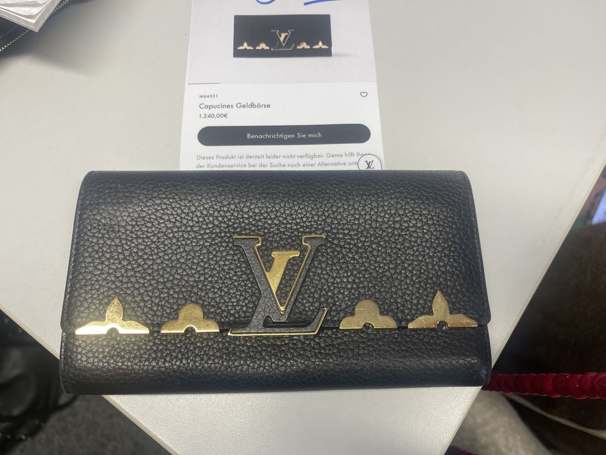 Portamonete: Louis Vuitton Capucines Geldbörse – Usato da Hergiswil NW venduto da Chogu