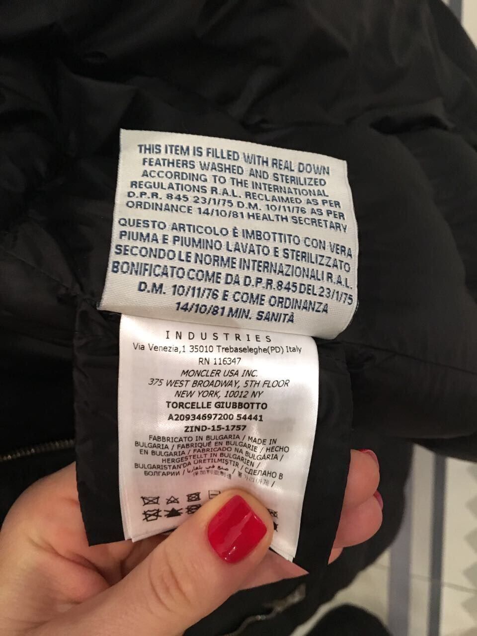 Moncler Cappotti: MONCLER Down Jacket Coat Daunenmantel – Usato da Ebmatingen venduto da dartim 2