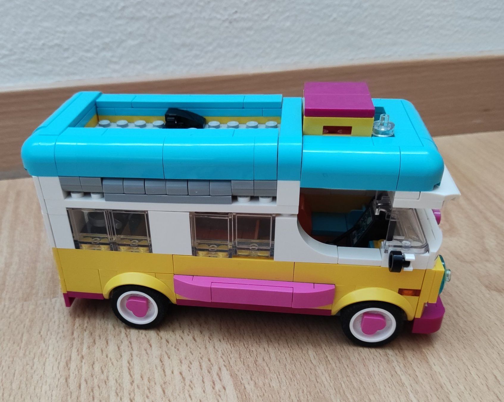 Lego Giocattoli: Lego Friends Camperbus – Usato da Chur venduto da Rodanisa 7