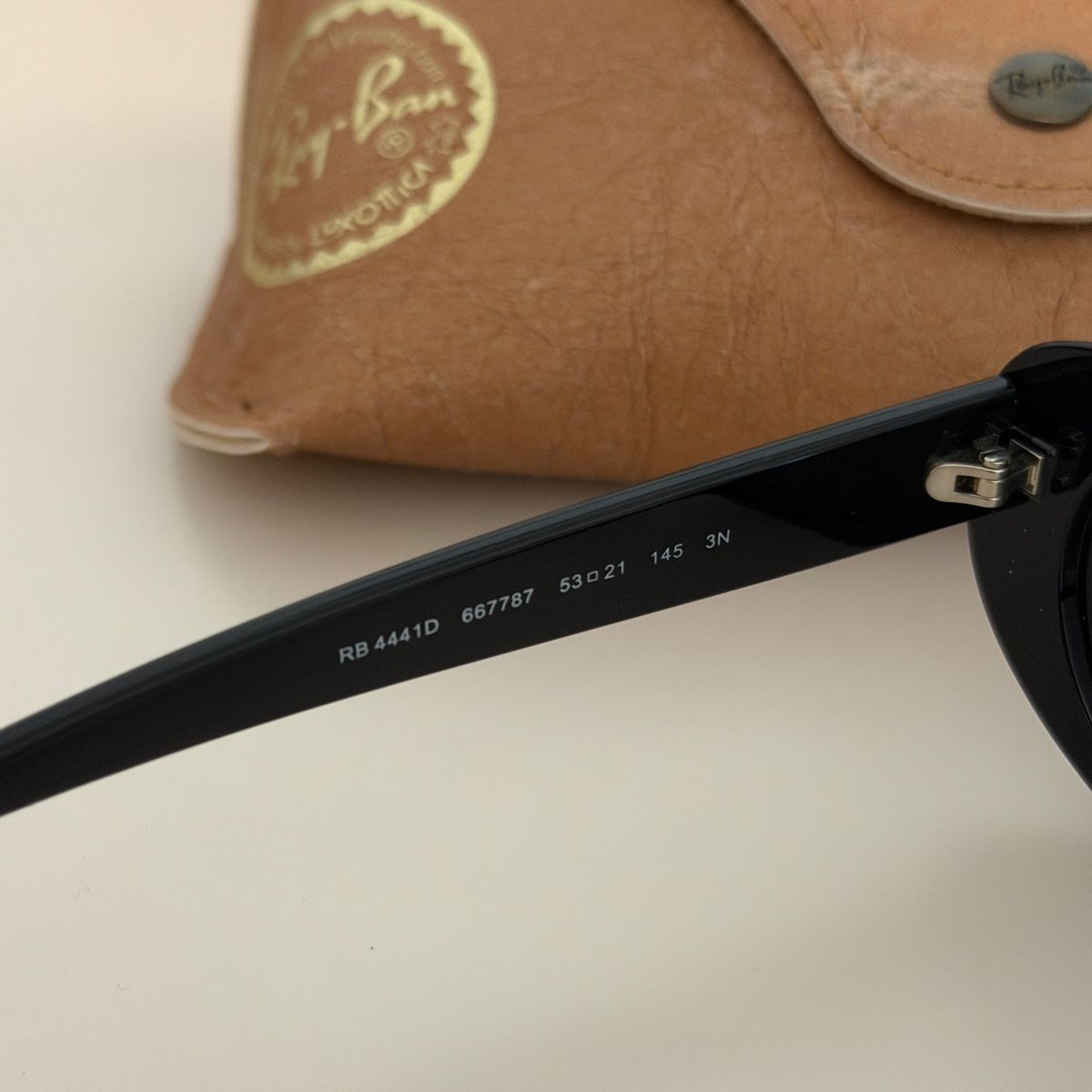 Ray-Ban Lunettes & Verres: rayban sunglasses – D'occasion à Figino par 1024sells 2