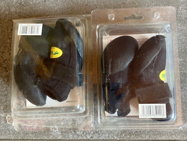 Bekleidung: Sabro 4 bottines de protection pour chien – Gebraucht aus Fenin von hulshout 1