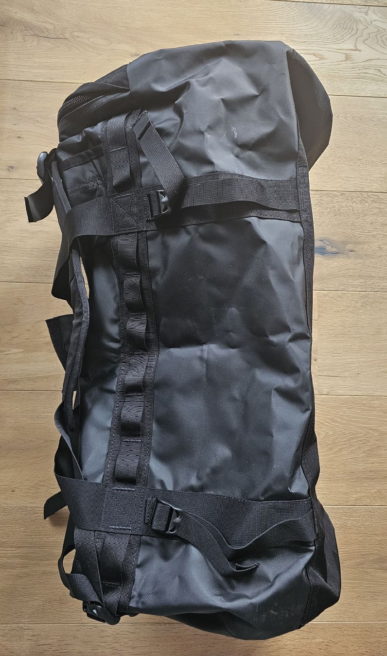 North Face Taschen: The North Face Base Camp Duffel L – Gebraucht aus Volketswil von ruffy05 4
