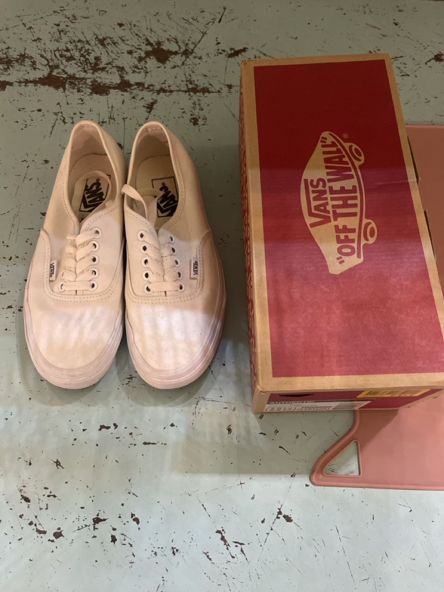 Vans Scarpe da uomo: Weisse Vans Authentic, Top Zustand, Grösse 38.5 – Usato da Zürich venduto da jennara 1