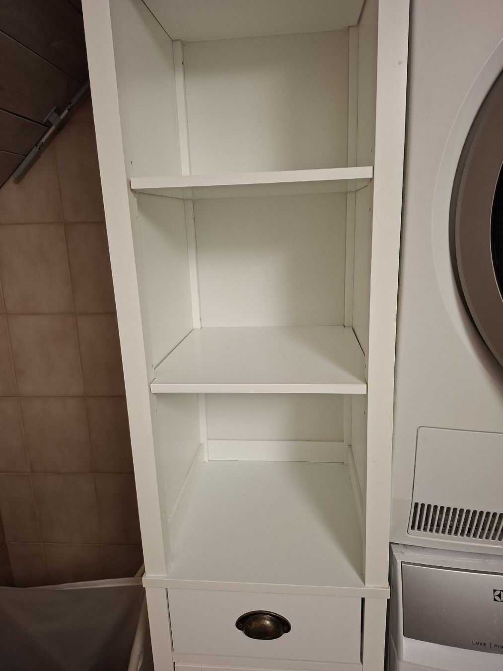 Micasa Armadi: Badezimmerschrank weiss – Usato da Kräiligen venduto da schwobst 2