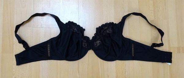 Altra biancheria intima: Rosa Faia - BH - 75 E - schwarz – Usato da Zofingen venduto da Justizia_01