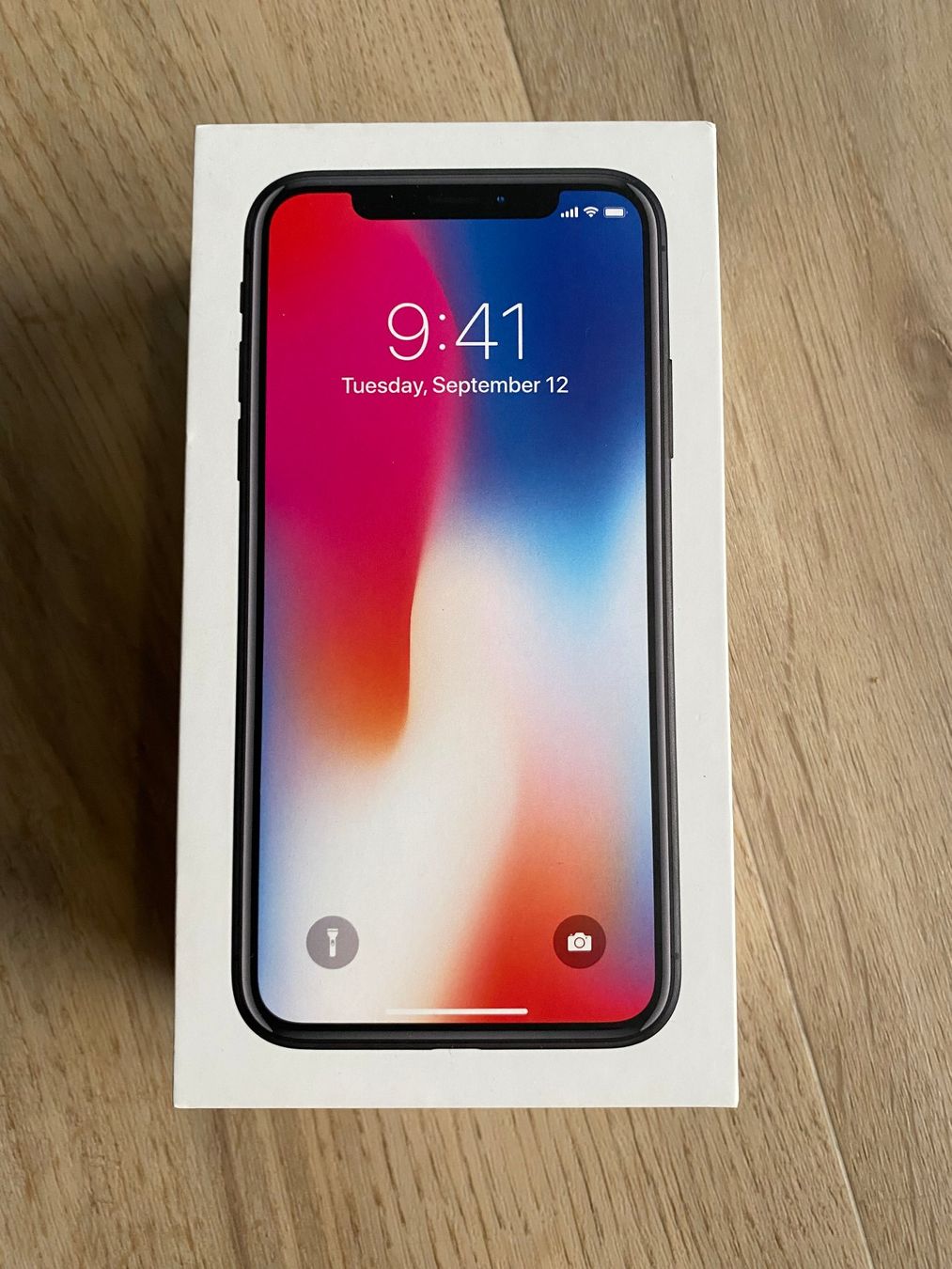Apple Telefoni cellulari / Smartphones: Apple iPhone X Verpackung 256 GB Space Grau ohne iPhone – Usato da Wetzikon ZH venduto da BackToRetro
