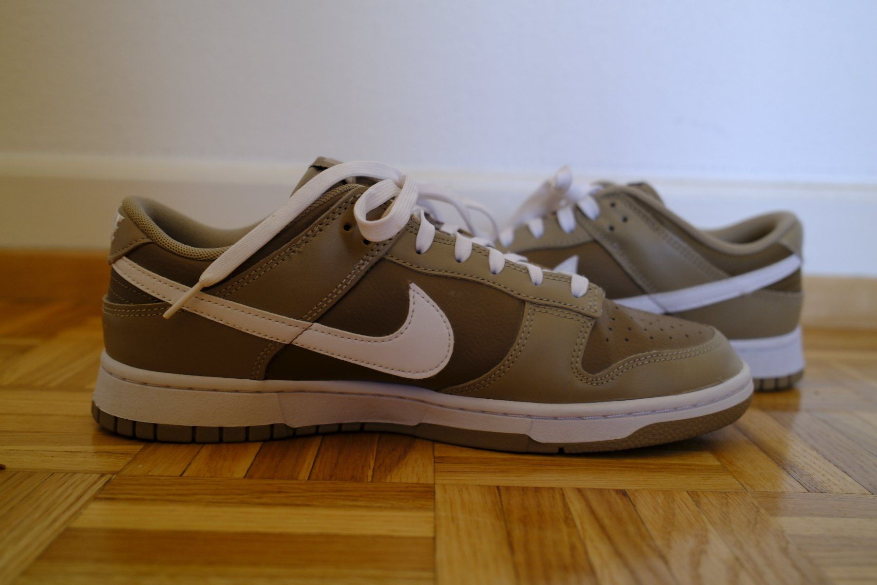 Nike Scarpe da uomo: Nike Dunk Low - Brown (EU 44) – Usato da Lausanne venduto da Bilxow 2