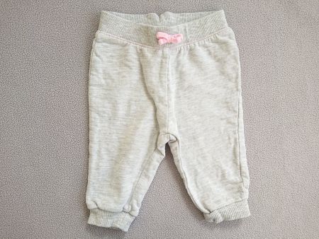 Baby Girl Trainerhose C&A Gr. 62 - Grau