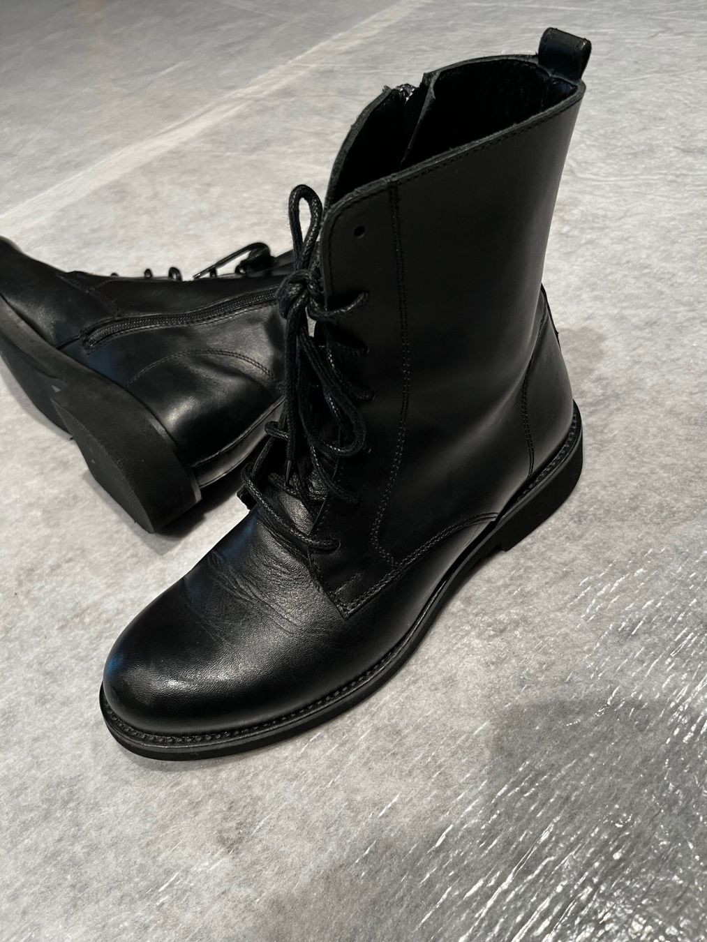 Scarpe da donna: Lederboots von Day – Usato da Herrliberg venduto da Optosonic 2