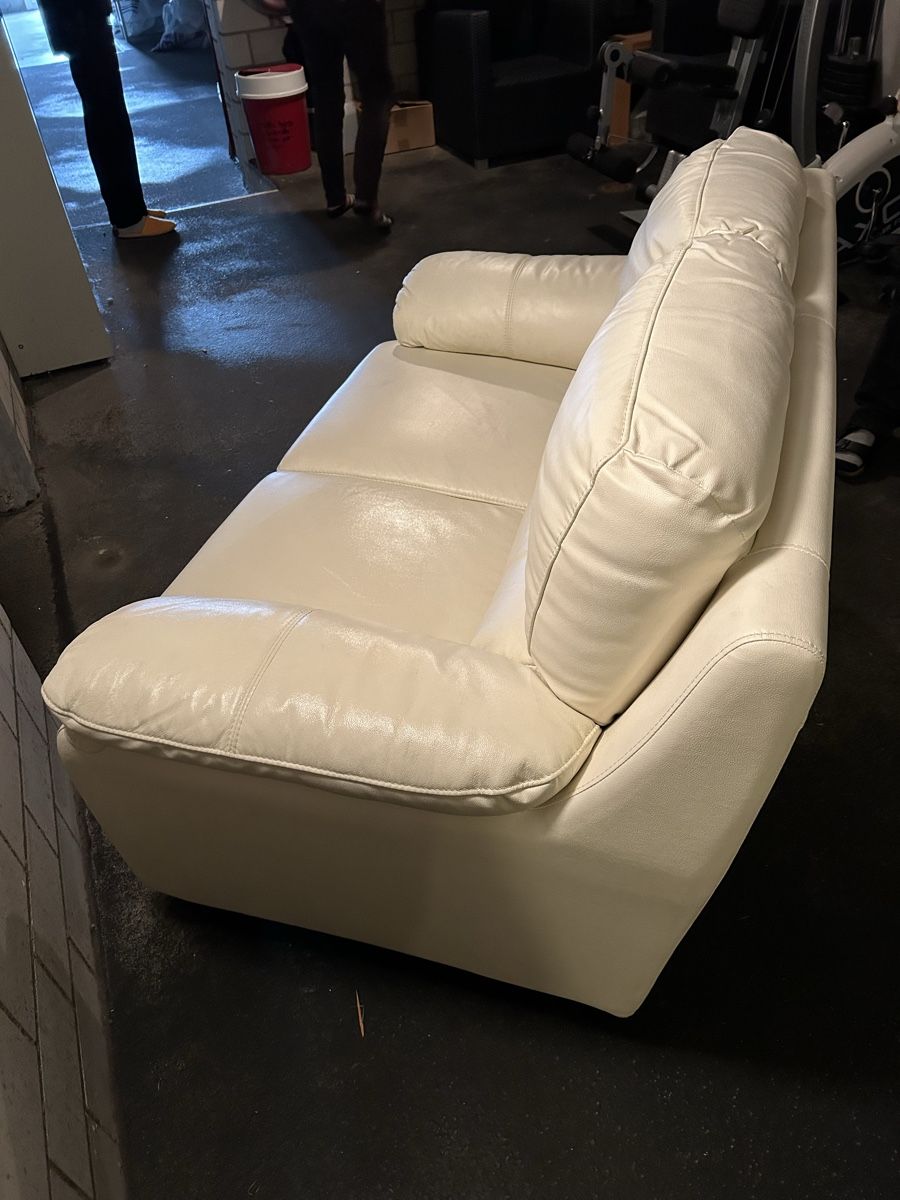 Divani: Beiges Sofa 2- und 3-Sitzer – Usato da Winterthur venduto da turmalina15 4