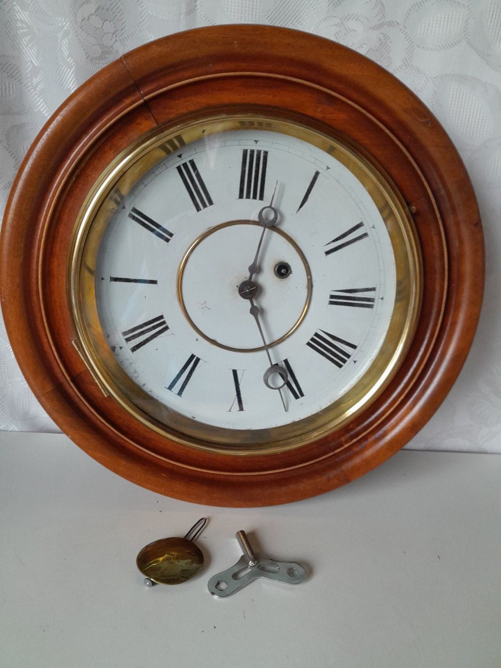 Junghans Orologi da terra & Orologi da parete: Junghans Wanduhr im Regulator-Stil (Bahnhof Uhr) – Usato da Schwarzenbach SG venduto da utschu09