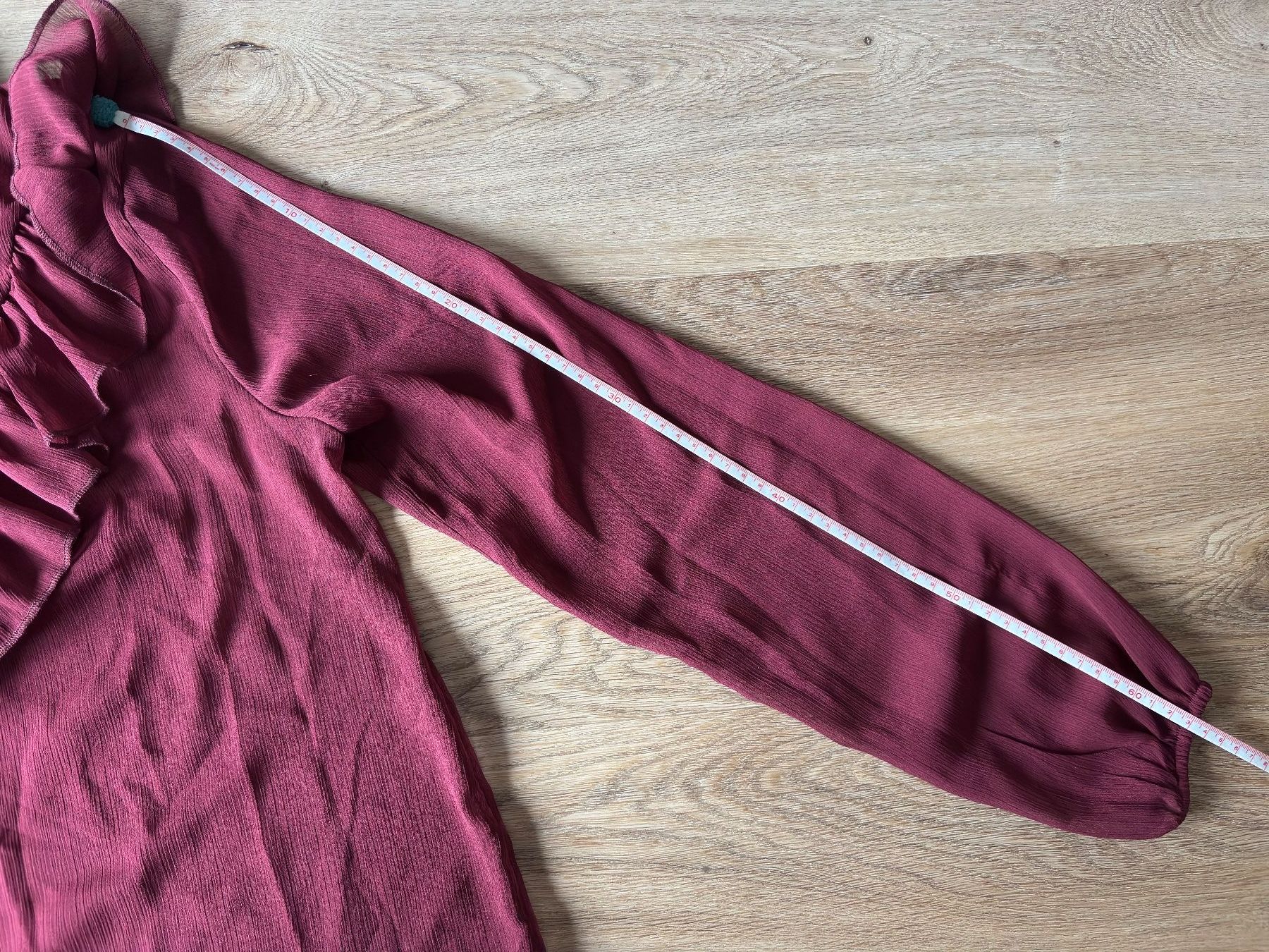 Blusen: Burgundy Ruffle blouse – Gebraucht aus Unterägeri von K7chiara 8