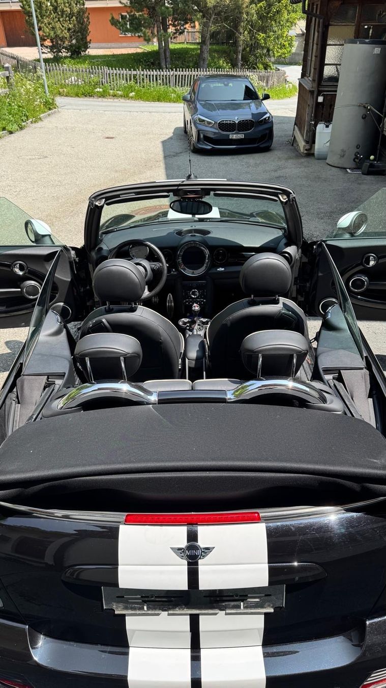 Mini Autos: MINI Cooper John Cooper Works Cabriolet/ 211PS – Gebraucht aus St. Moritz von Malera86 2