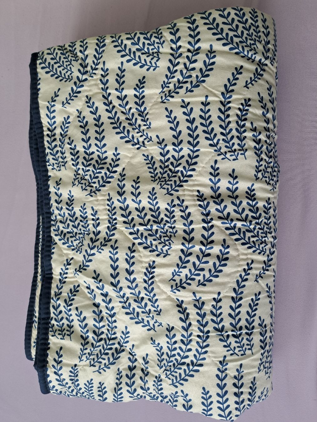 Coperte: Steppdecke 130 x 170 cm.  – Nuovo (secondo la descrizione) da Frauenfeld venduto da berk39 1