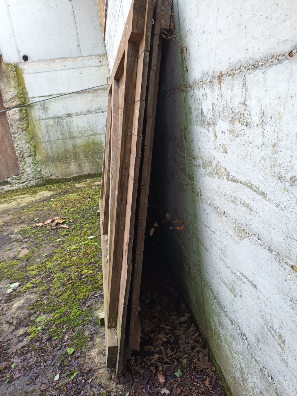 Porte: 2 Holztore / Reititore / Scheunentore – Usato da Huttwil venduto da dinu1984 6