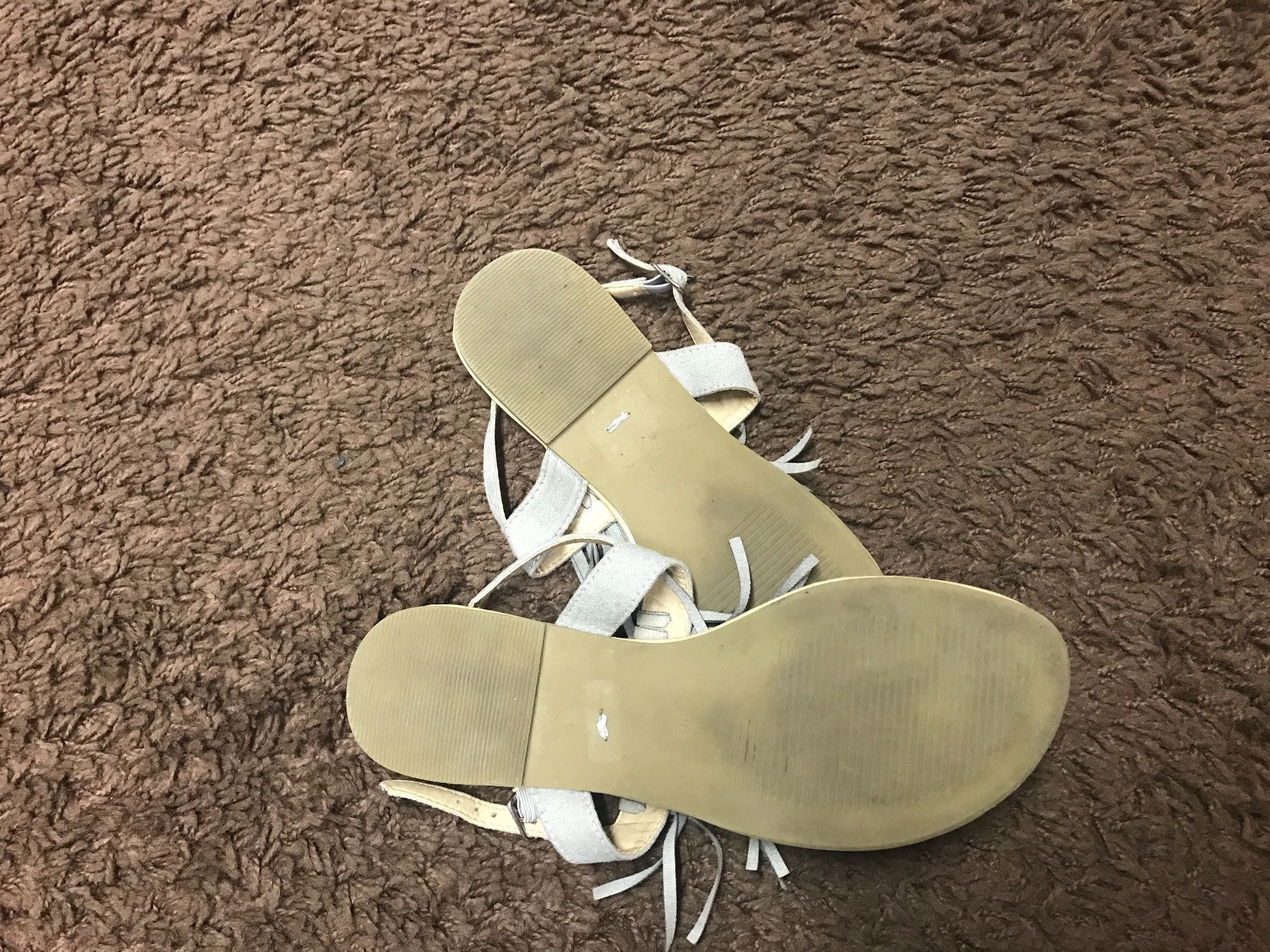 Damenschuhe: Sandalen Gr 40 – Gebraucht aus St. Margrethen SG von kellenbh 1