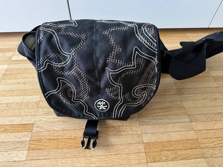 Crumpler Pretty Bella 2500 Kameratasche  Gepolstert 