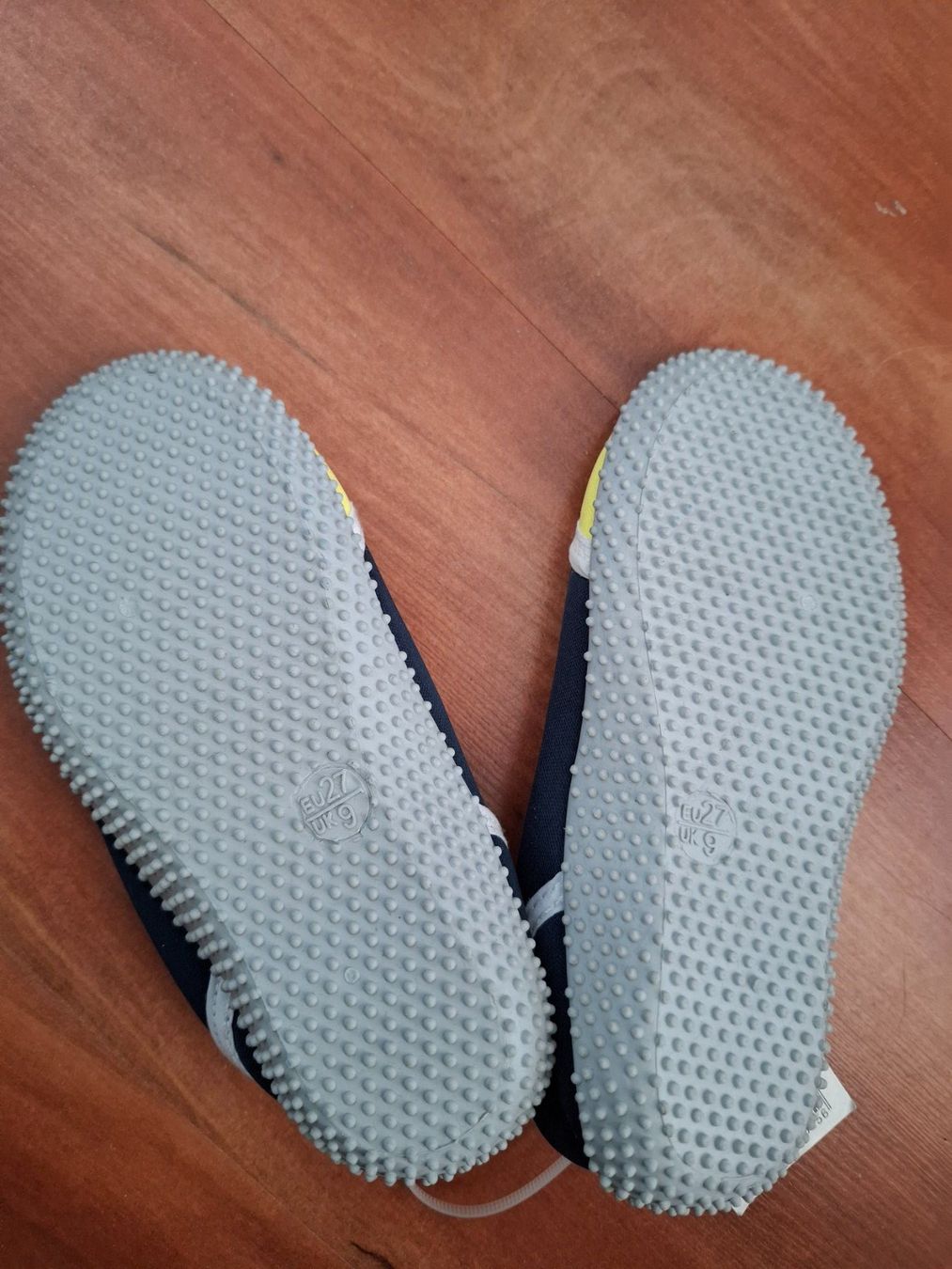 Scarpe da uomo: Bade-/Wasserschuhe Gr. 27 NEU  ***TOP-Preis*** – Nuovo (secondo la descrizione) da Roggwil BE venduto da Konda 1