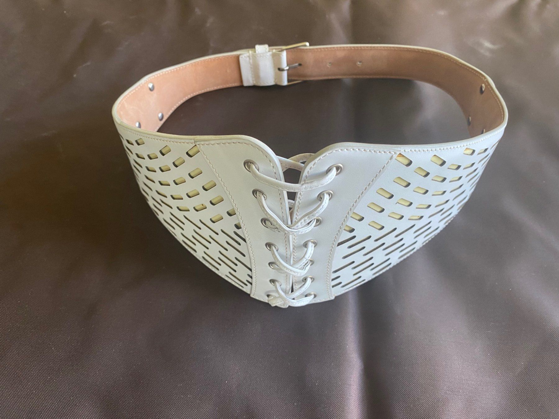 Alaia Cinture: ALAIA Corsaschen Gürtel 71cm – Usato da Weggis venduto da goo_vn75