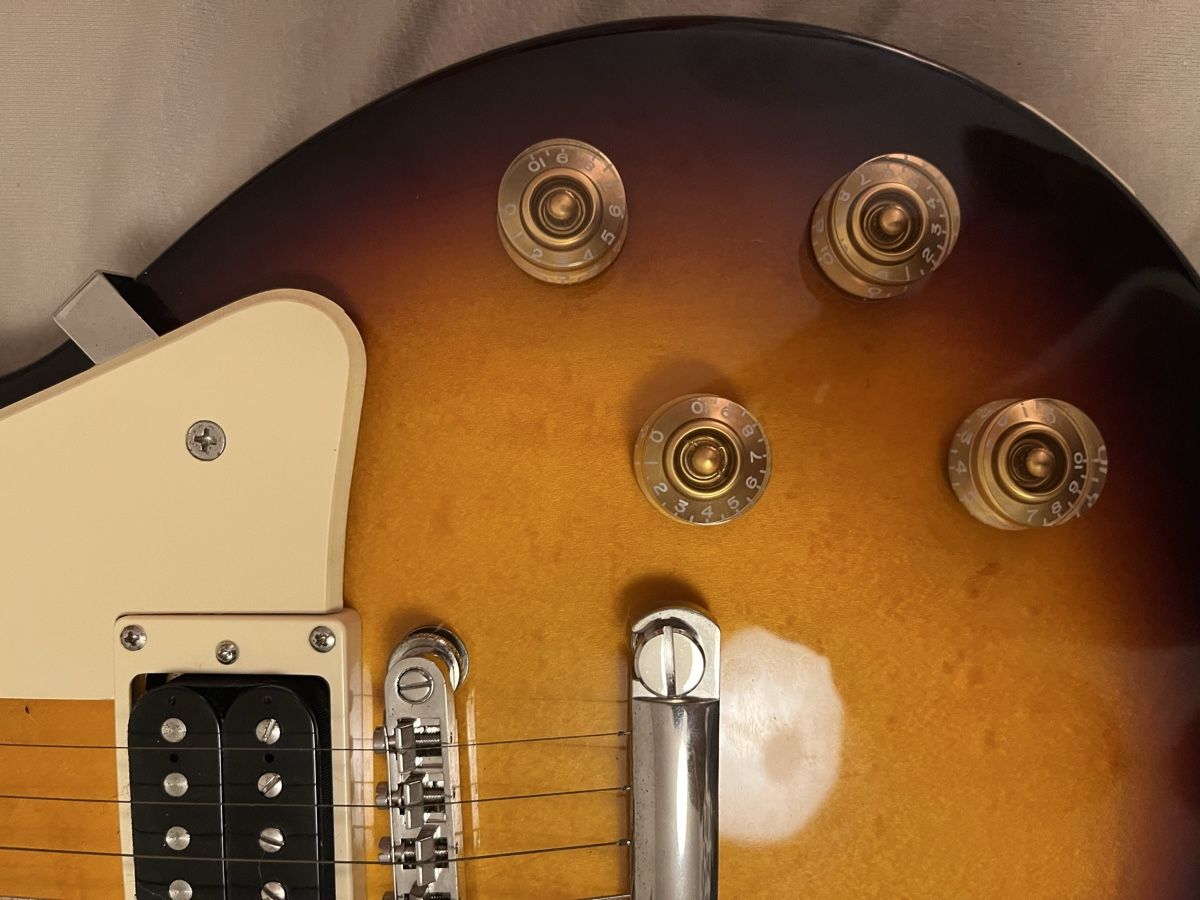 Epiphone Strumenti musicali: Epiphone Les Paul 100 Sunburst inkl. Tasche und Gurt – Nuovo (secondo la descrizione) da Chur venduto da gio7000 2