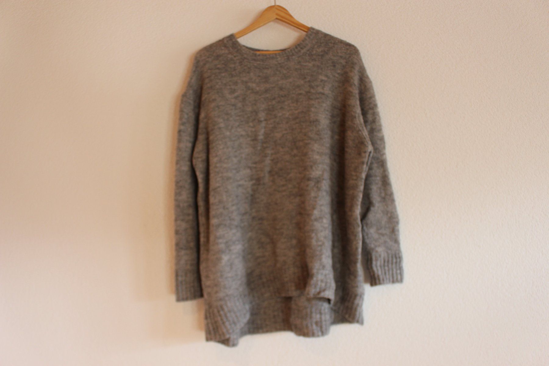 Maglioni & Felpe: Oversize Pullover - Letze Chance – Usato da Ebnat-Kappel venduto da Moonel.104