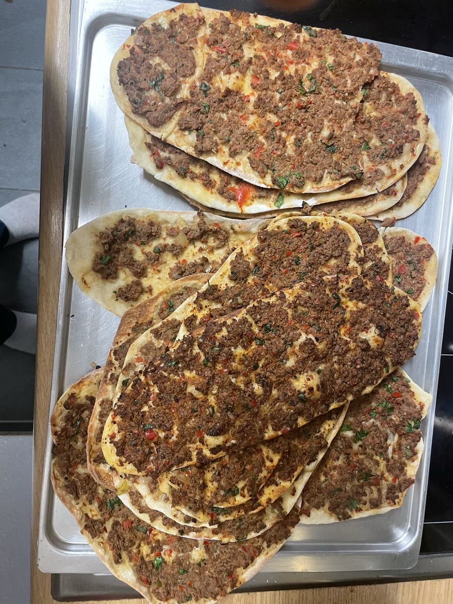 Cucine complete: Lahmacun (essen) – Usato da Moosseedorf venduto da mah_8z5k