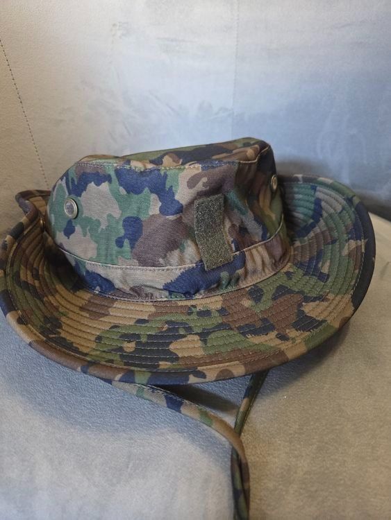 Schweizer Armee Uniformi: Bob Explorateur Armée suisse – Nuovo (secondo la descrizione) da Onex venduto da CollectionPassion