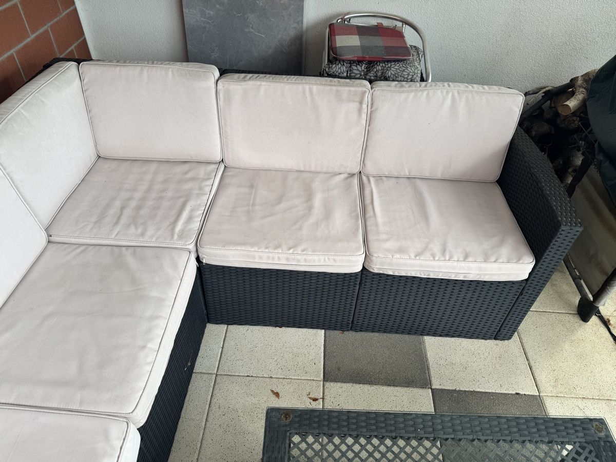 Divani: Gartenlounge schwarz mit passendem Glasstisch – Usato da Duggingen venduto da Kisha010 2