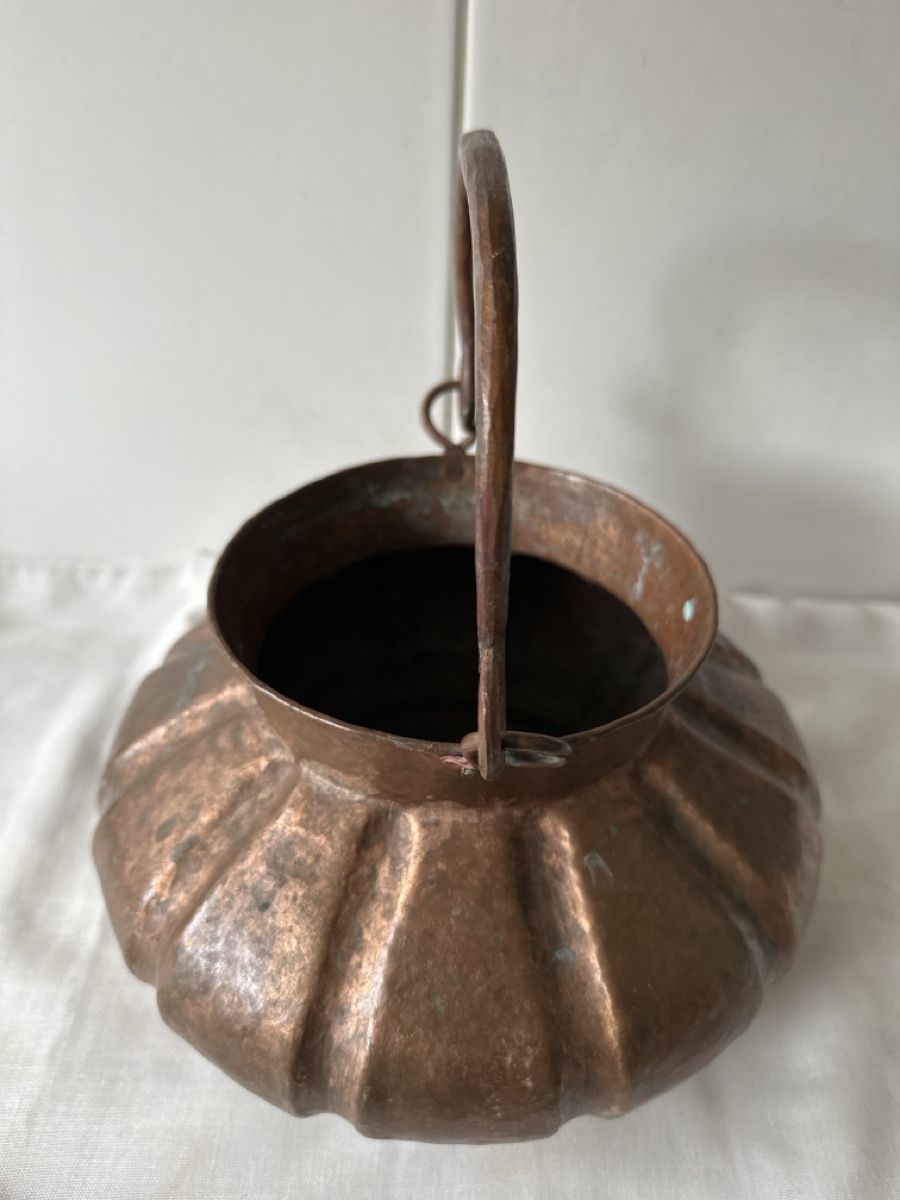 Blumentöpfe: Rustikaler Kupfertopf, Kessel mit Henkel, Herbstdeko. – Gebraucht aus Zürich von Chaeffeler 1