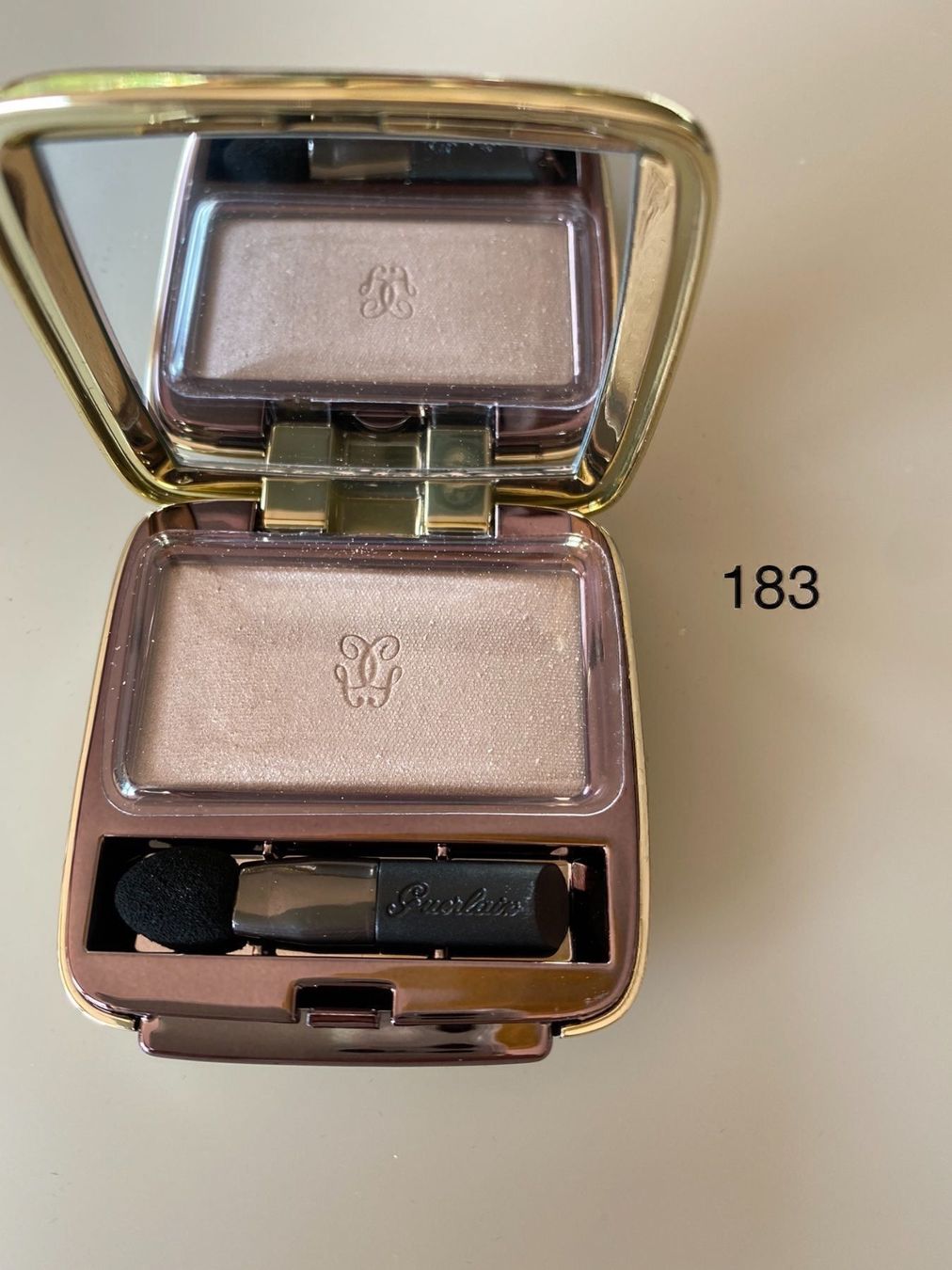 Maquillage: Guerlain maquillage – Neuf avec emballage d'origine à Pully par Natala