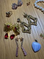 Lot de bijoux fantaisie variés