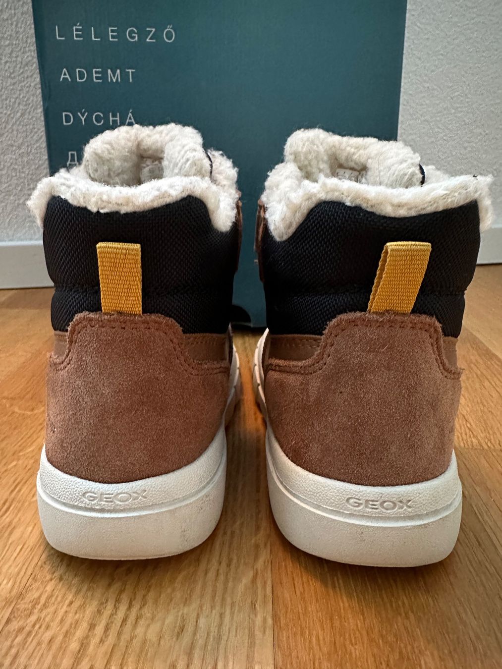 Geox Scarpe per ragazzi: Winterschuhe Geox Gr. 22 – Nuovo (secondo la descrizione) da Unterägeri venduto da StefanGekko 4