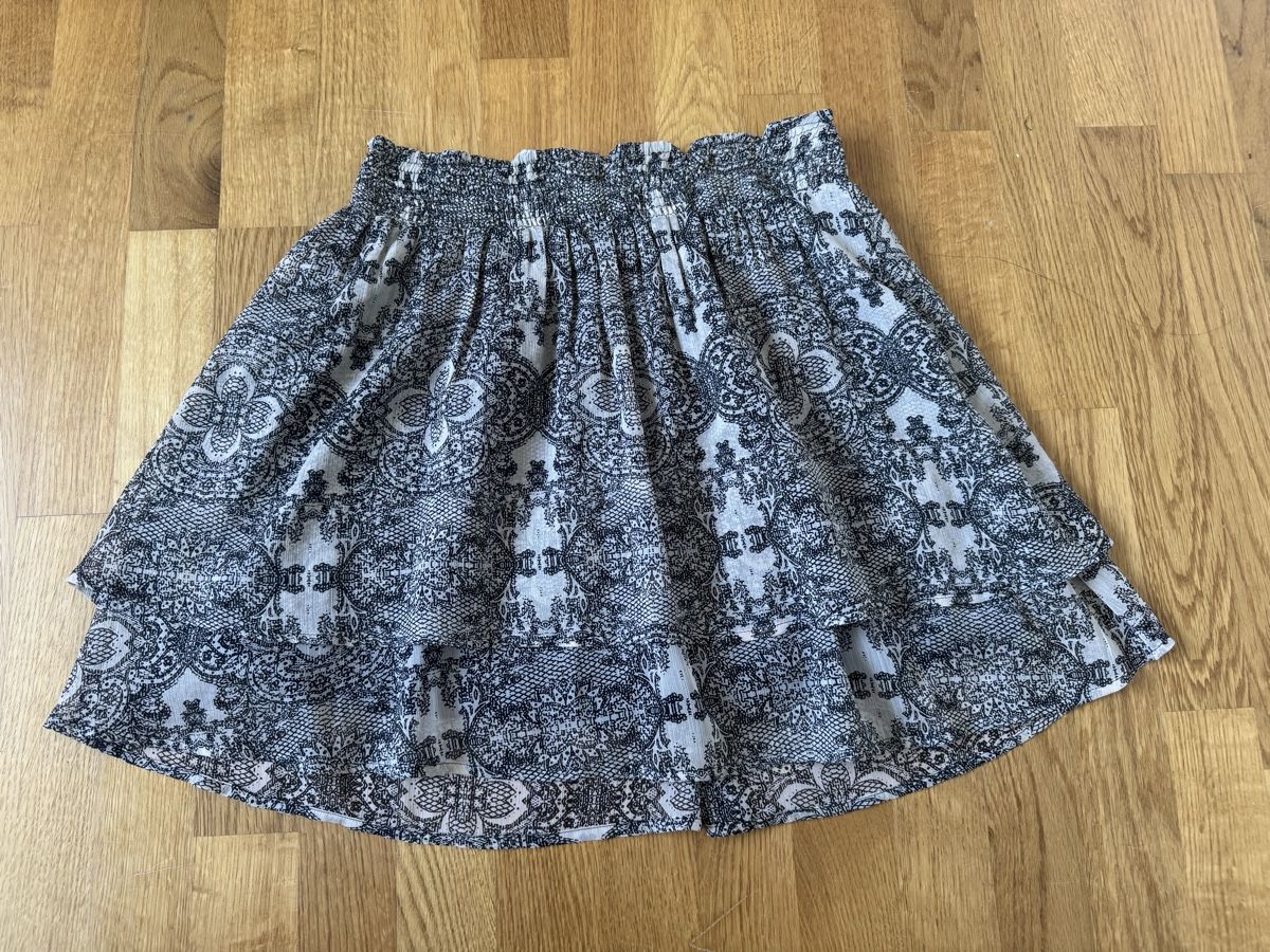 Vero Moda Jupes: Minirock VERO MODA Grösse XS – D'occasion à Tscheppach par SeBoJo