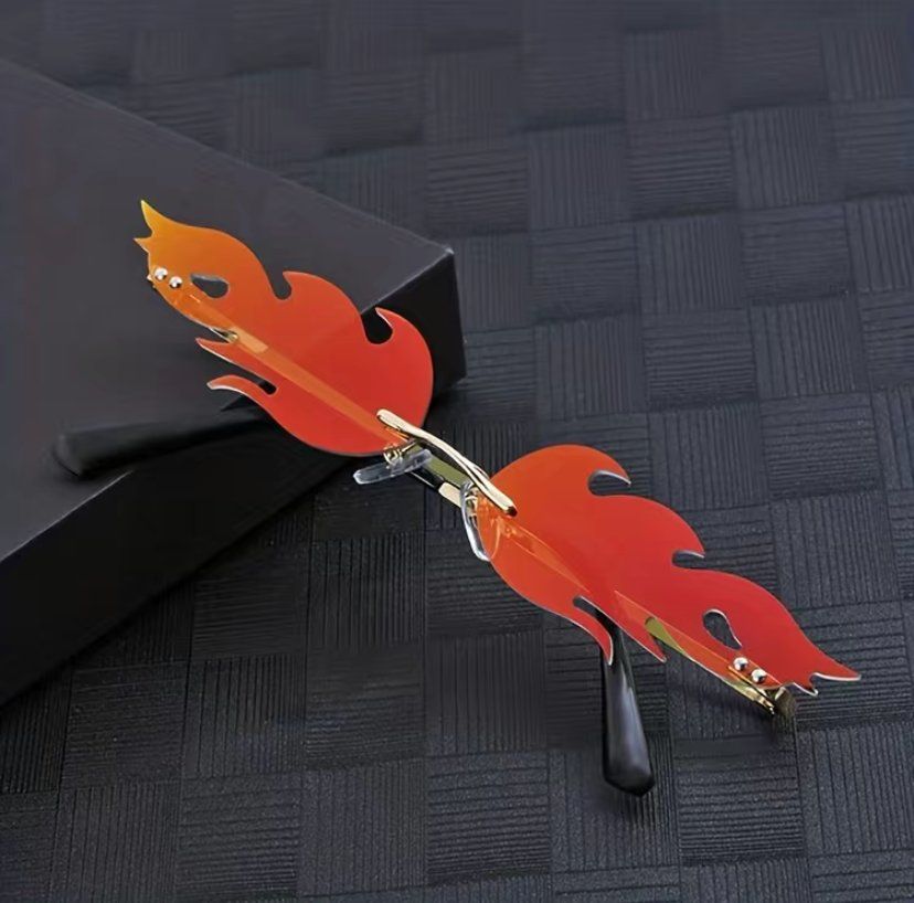 Brillen & Gläser: Candy Flame Brille, Gadget, Meme Glasses, Rot, Orange, Red – Neu und originalverpackt aus Winterthur von YaV 4