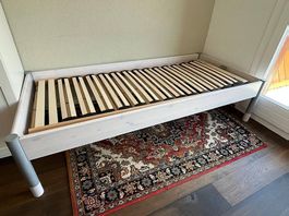 Flexa Bettrahmen 90x200 + Lattenrost Ikea Star