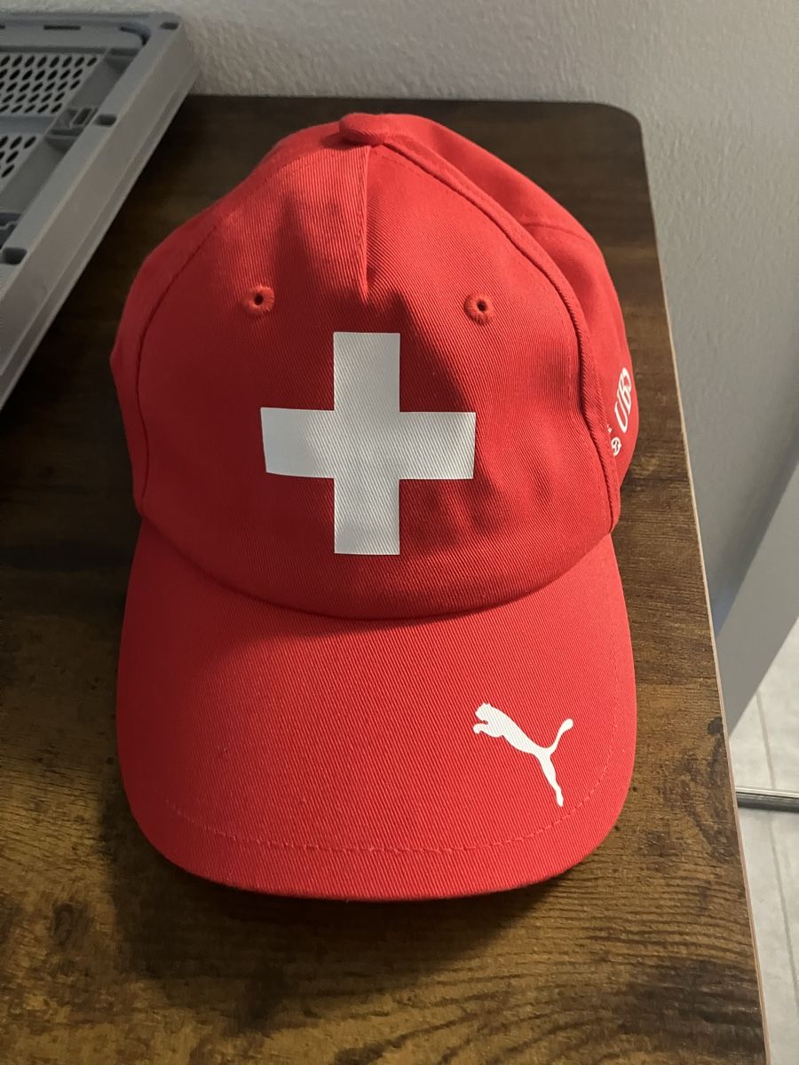 Chapeaux, bonnets & casquettes: Coole Schweizer Cap – Neuf (Voir description) à Safenwil par Momohabilis