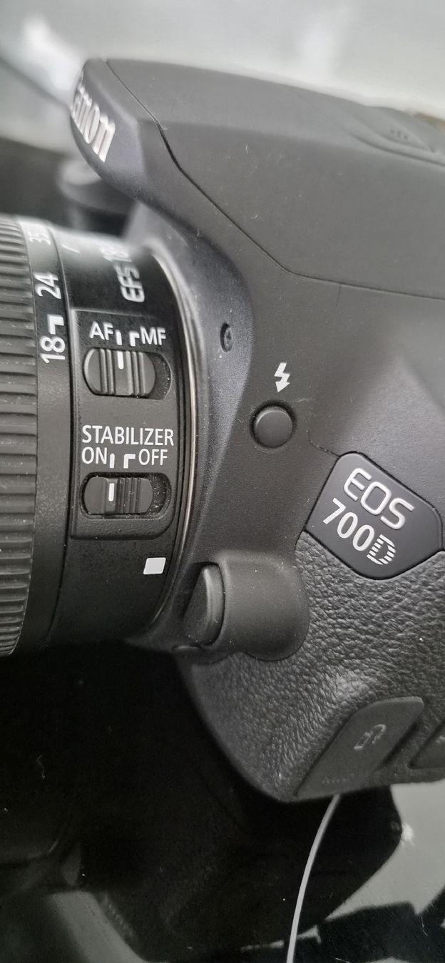 Canon Kamera: Canon EOS 700D Kamera, Tasche, Zubehör, +Weitwinkelobjektiv – Gebraucht aus Männedorf von CWE 4