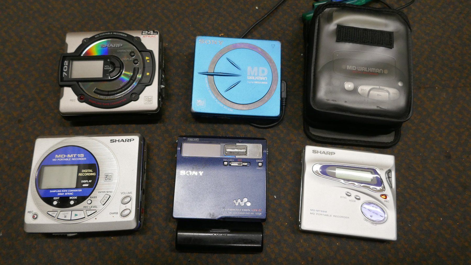 Minidisc Walkmans und Zubehör (Gebraucht) in Wenslingen für CHF 50 ...