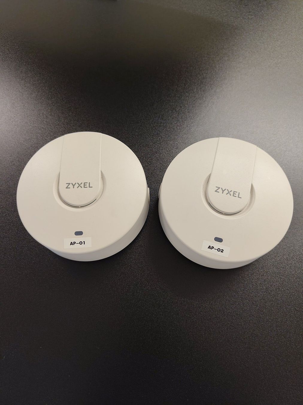 Zyxel Modems & Router: 2x Zyxel NWA5123-AC WLAN Access Points – Gebraucht aus Heimberg von poljpocket