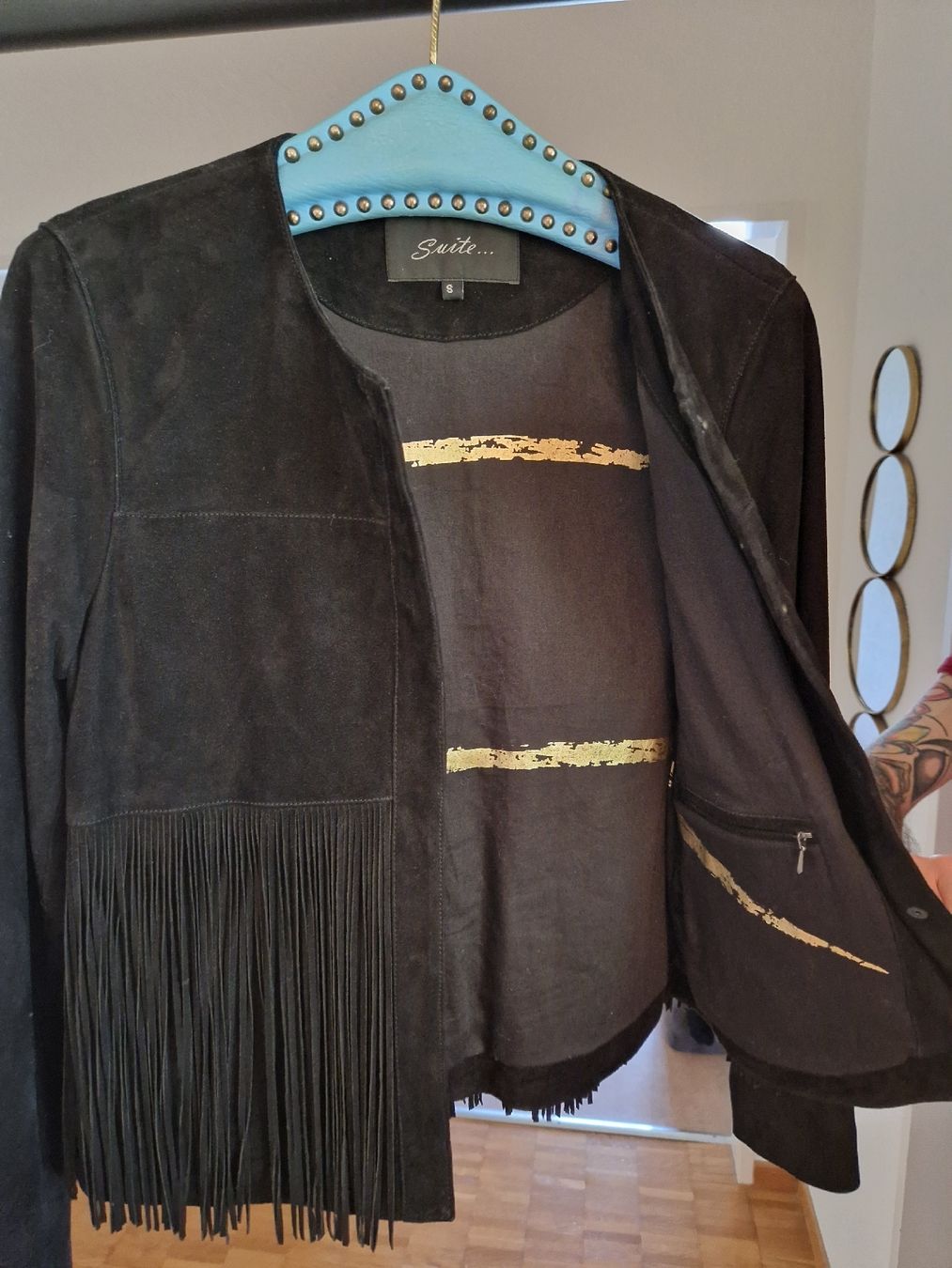 Giacche: Originelle Wildlederjacke mit Fransen, Schwarz, Gr. S – Nuovo (secondo la descrizione) da Kloten venduto da somsing 3