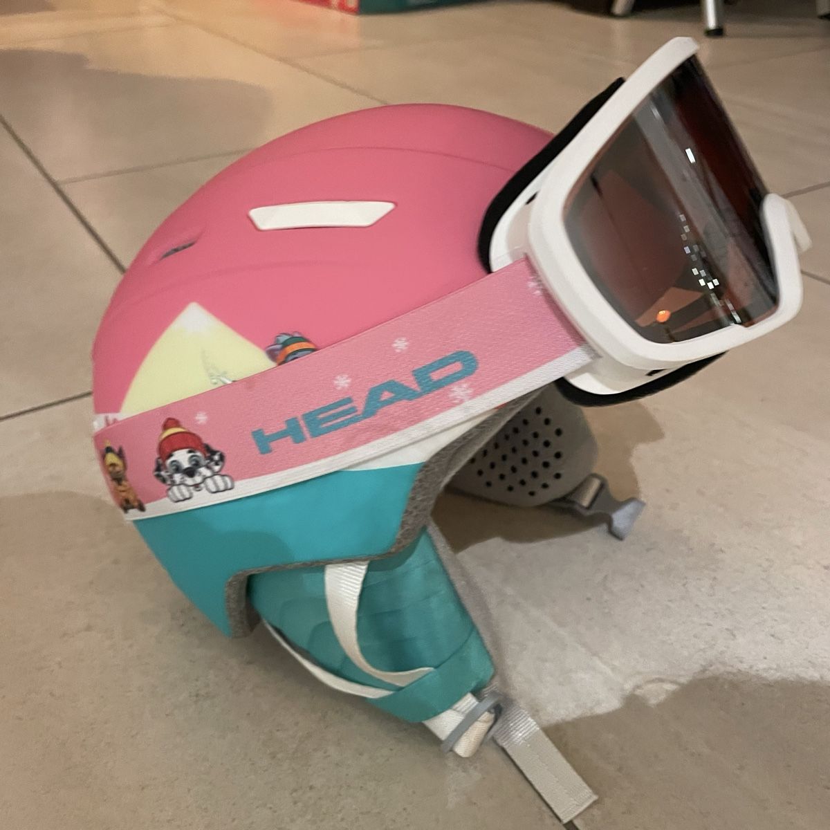 Caschi: Skihelm mit Brille Paw Patrol – Usato da Oetwil am See venduto da mar_t7ct 1