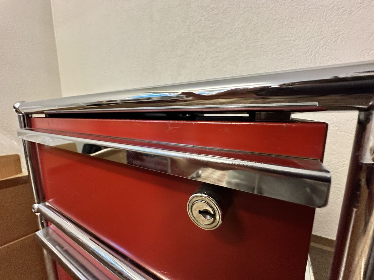USM Banconi: USM Rollcontainer Schubladenstock – Usato da Mörschwil venduto da sam_man 1